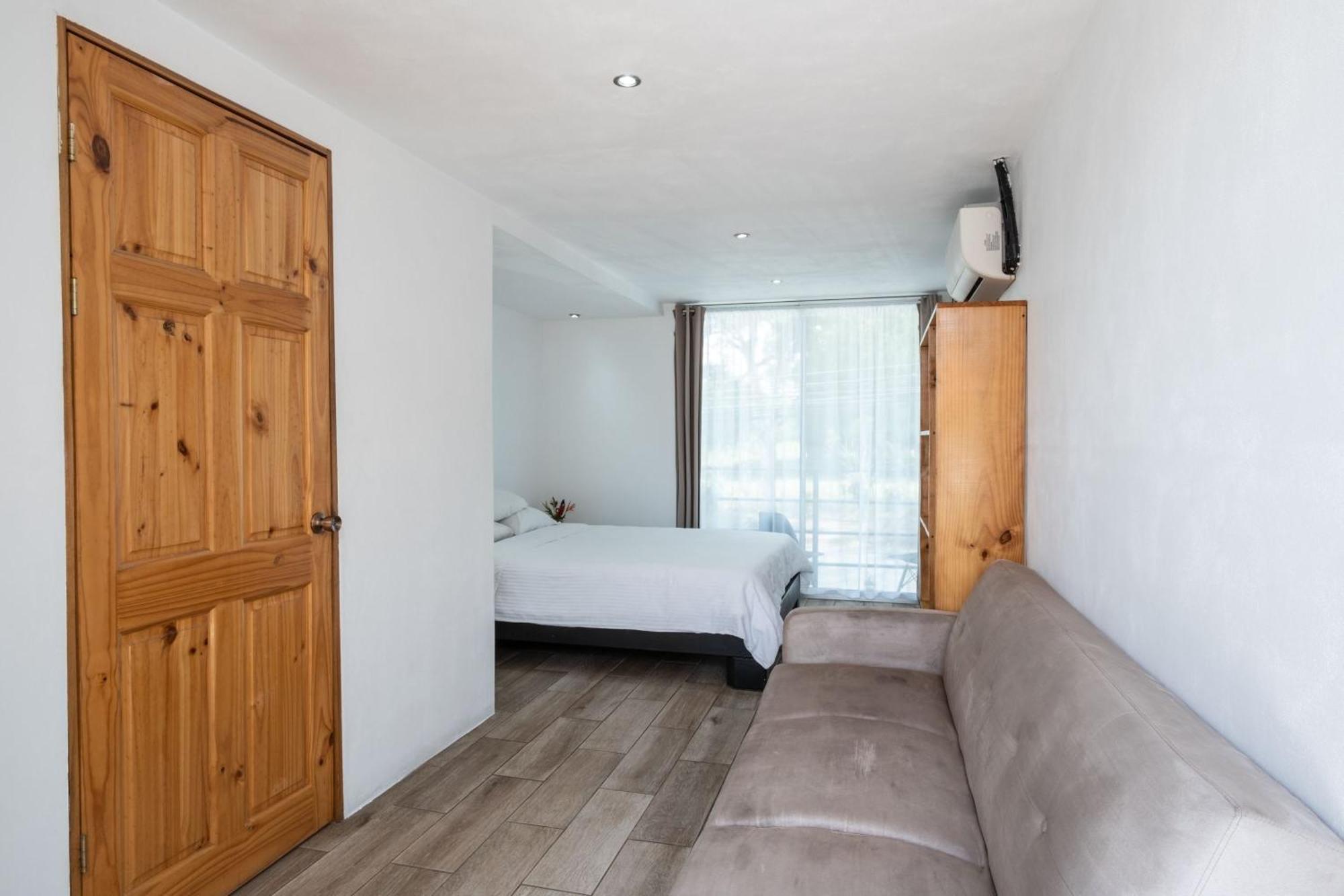 Hotel Bamboo Jacó Exteriör bild
